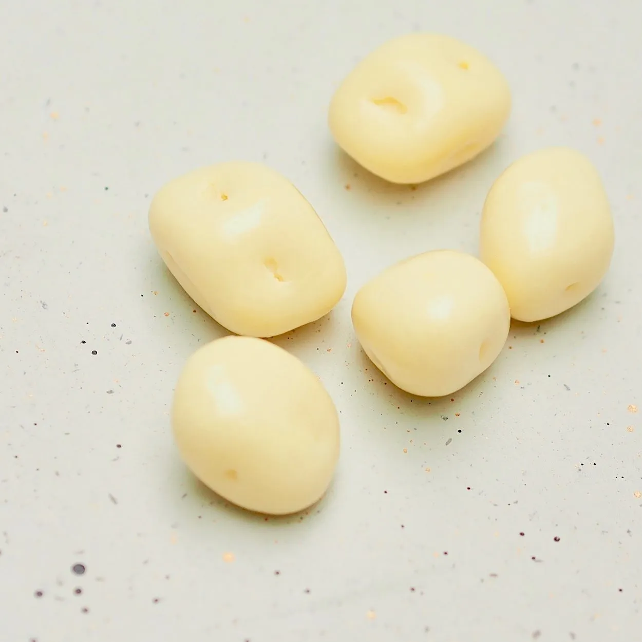 NAR305-1 YOGHURTANANAS